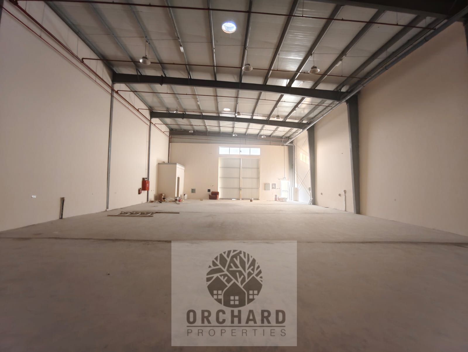 READY TO MOVE WONDERFUL/. 4000 SQFT / WITH 52 KILLOWAT