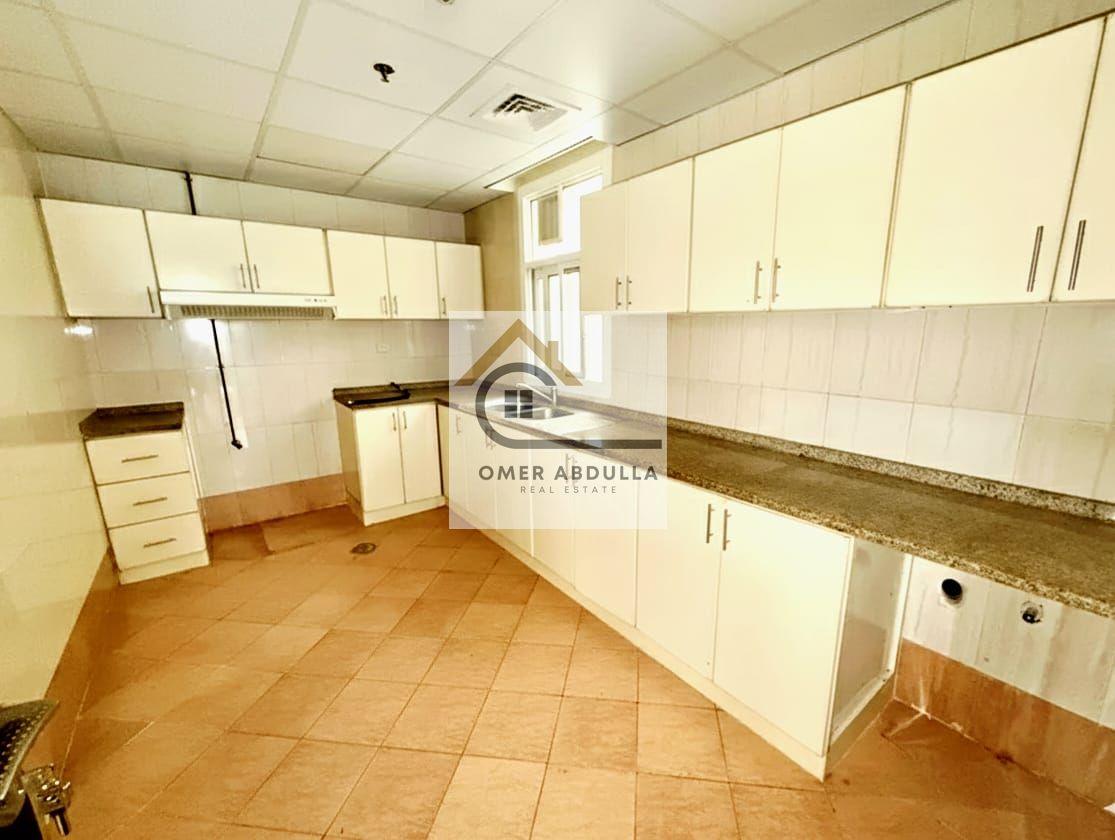 6 CHEQUES PAYMENT ~ MASTER ROOM ~ BALCONY ~ BOOK NOW!