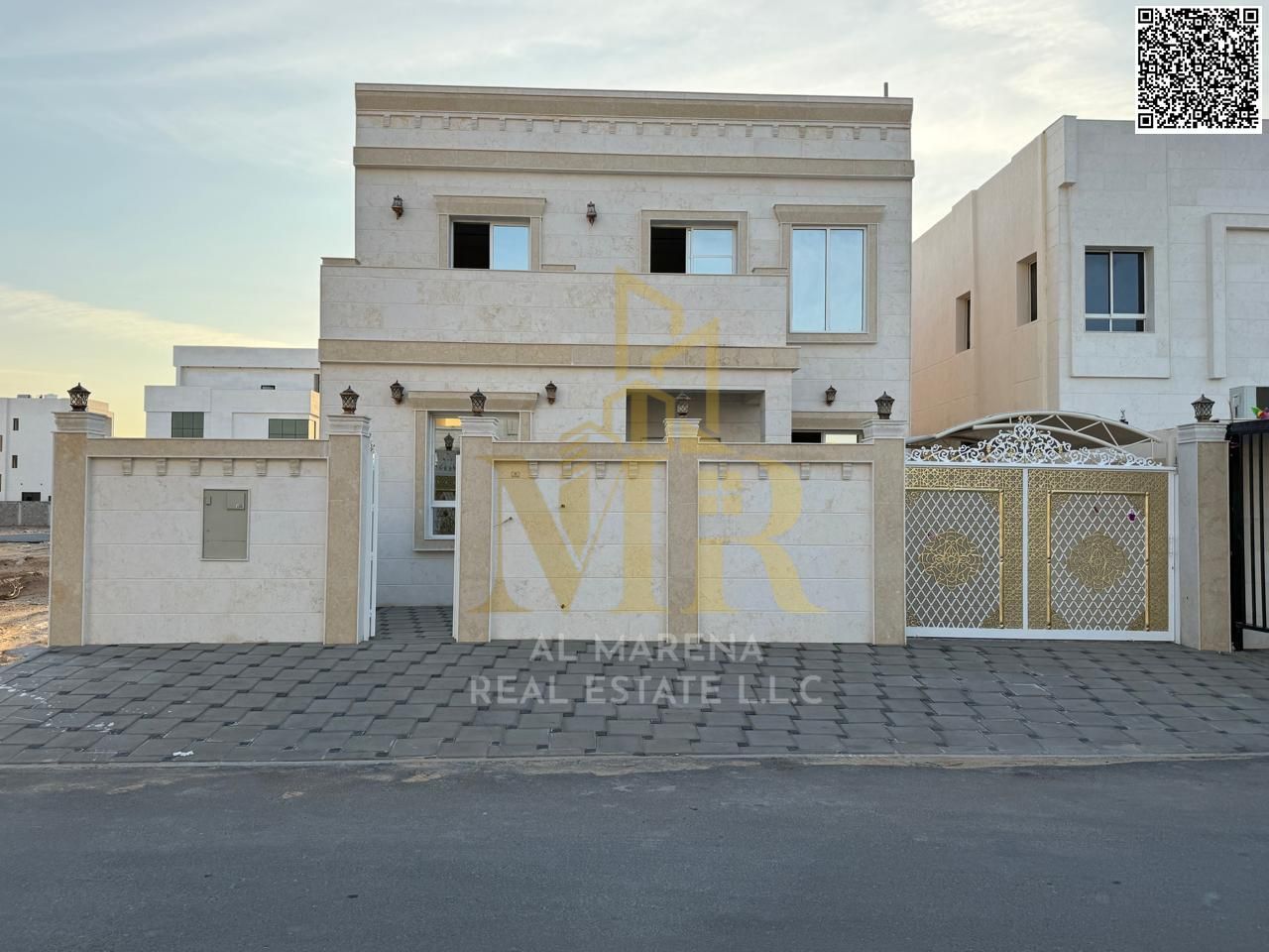 Villa directly from the owner, personal finishing, on a main street, close to all services, freehold ownership for all nationalities and without down