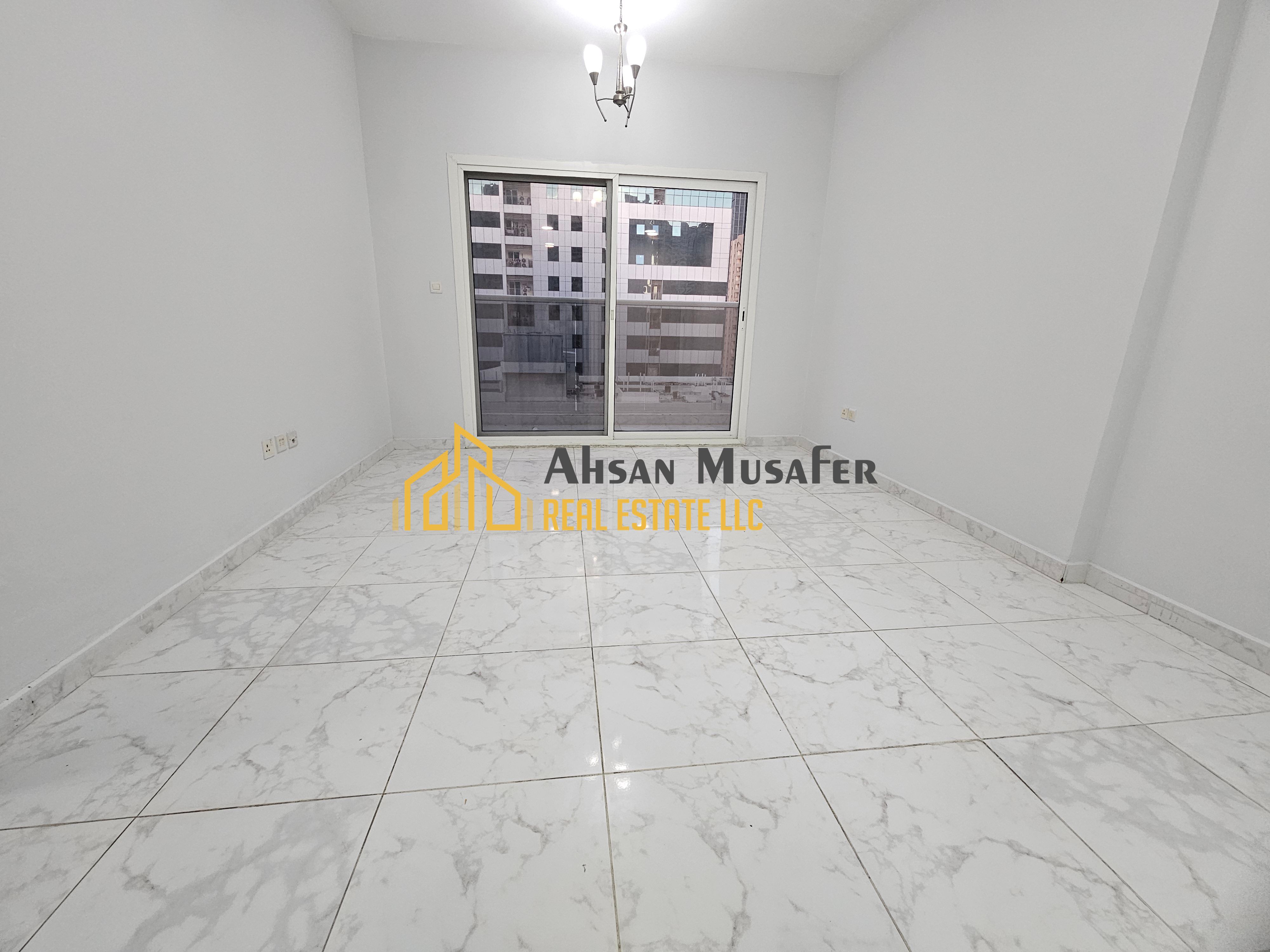 1BHK NEW BUILDING ONE MONTH FREE- PARKING FREE 6 CHEQS NEAR BORDER NAHDA SHARJAH
