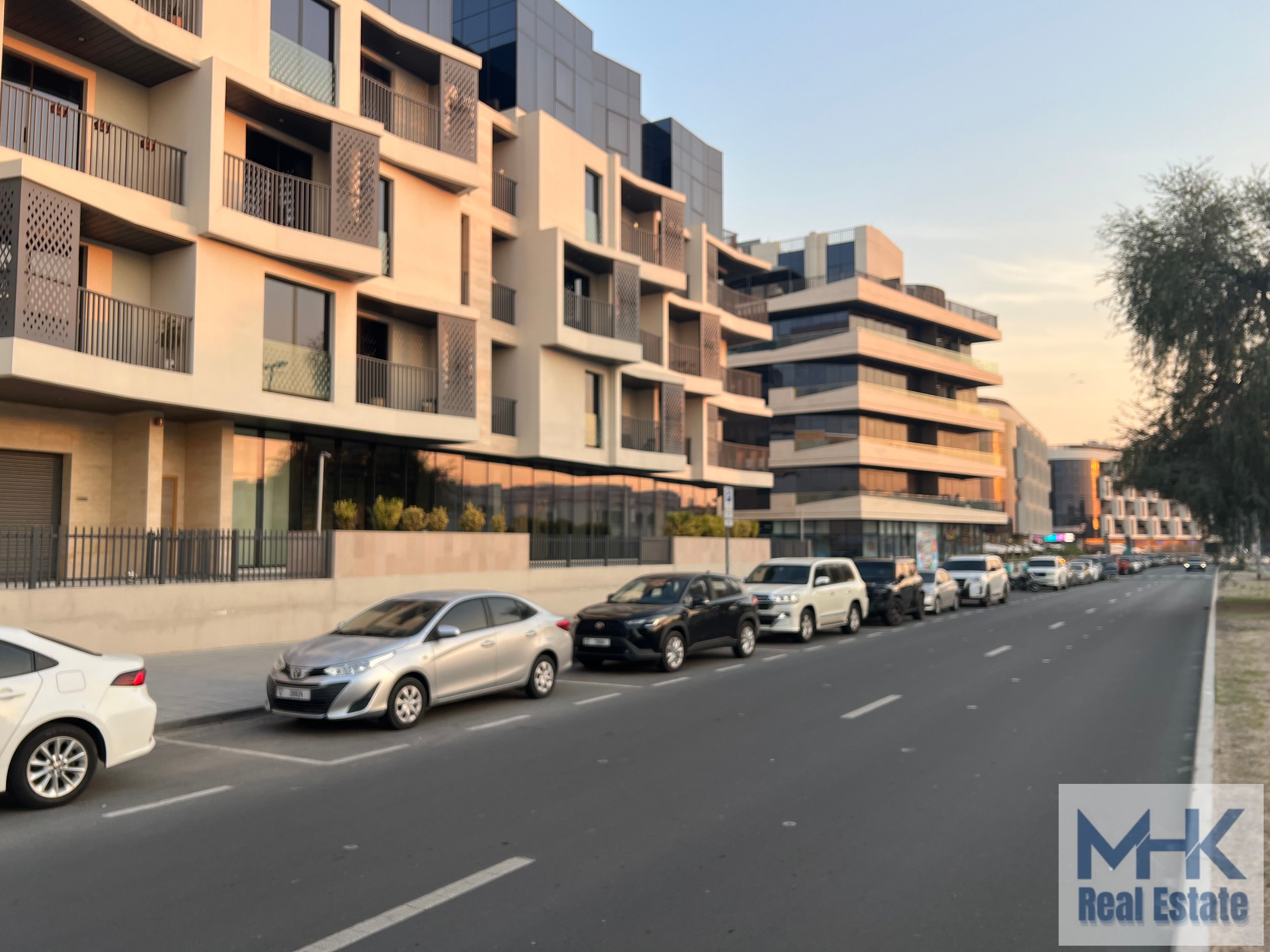 Large Front Shop near shopping mall for rent in Nasayem Mirdif Hills