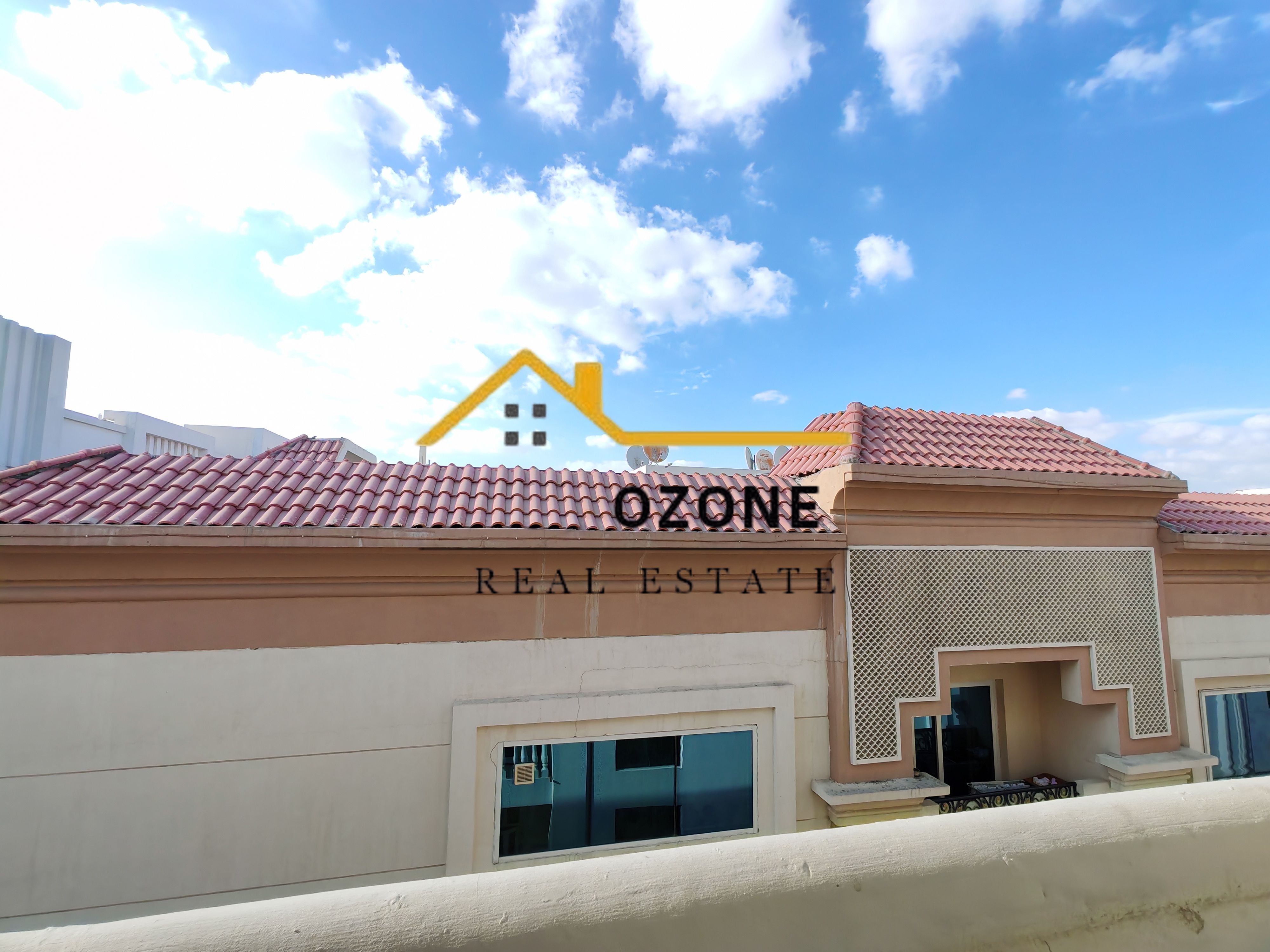 Luxury 1bhk apartment, with Balcony and Parking