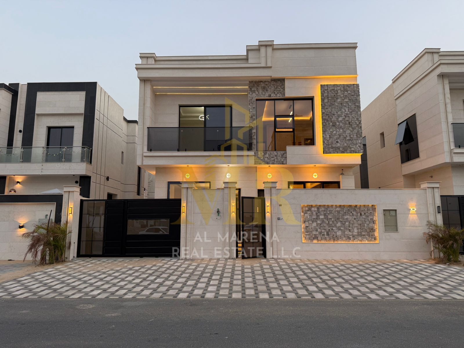 A villa with high-end finishes and a price including registration fees, featuring a smart layout that maximizes privacy. .