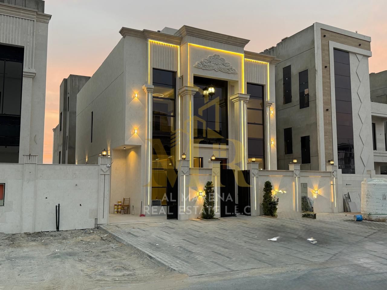 Own your villa now and get a golden residency at a very special price, including registration and title fees | Seize the opportunity now!