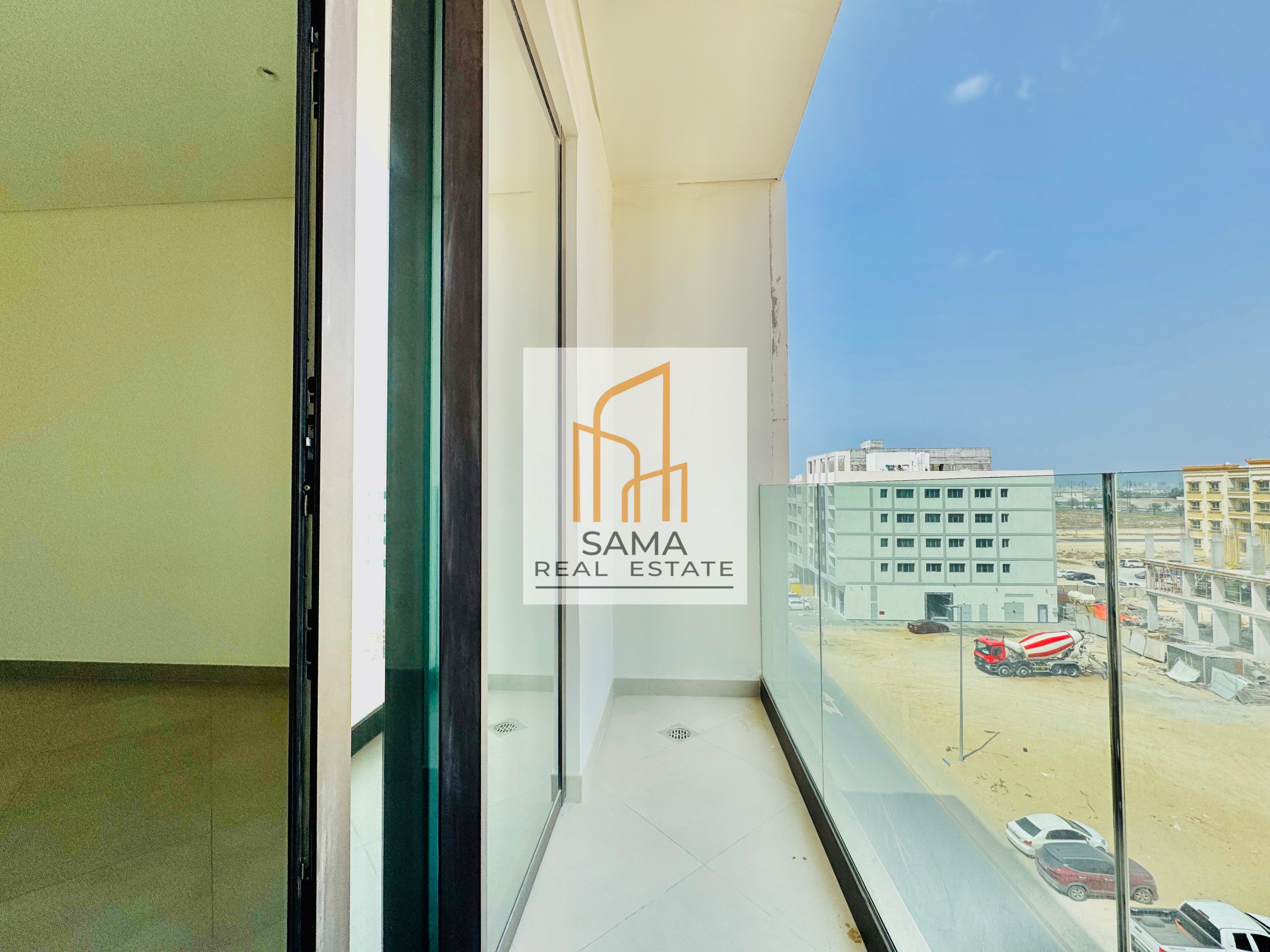 12 Cheq | No Deposit | Directly From Onwer | Covered Parking | Fully Fitted Kitchen Cabinets | Maintained Free