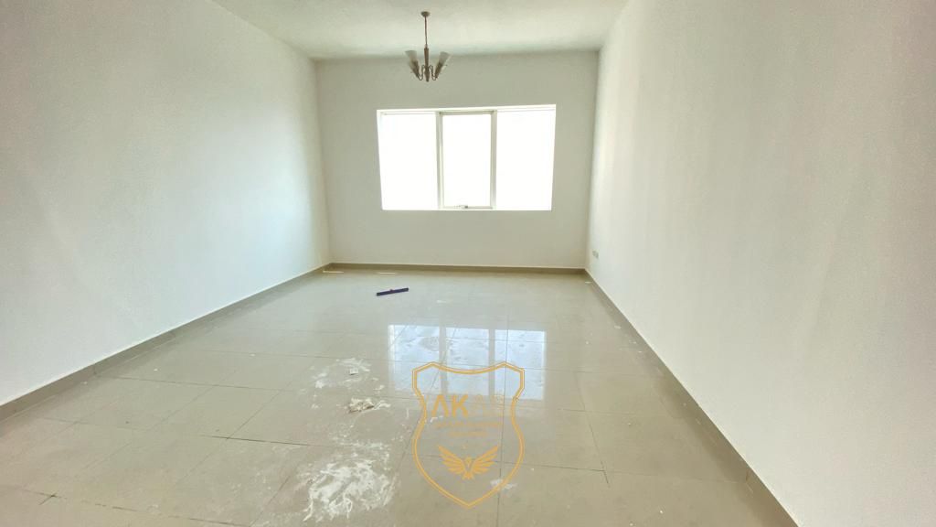 OPPOSITE SAHARA 2BHK WITH FREE PARKING 6 CHEQUE NO CASH DEPOSIT ONLY 54K