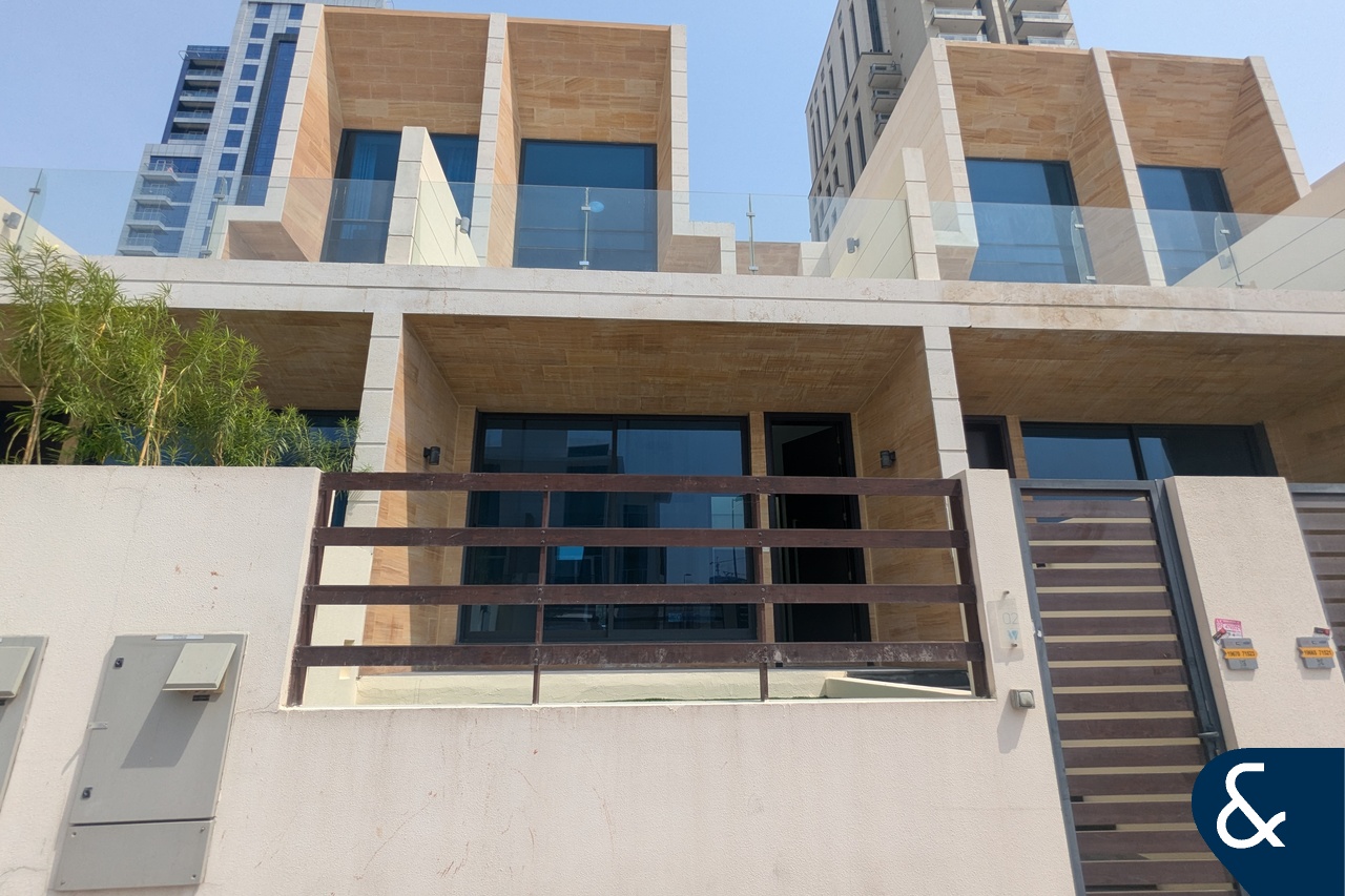 4BR + Maid + Basement | Vacant | Park View
