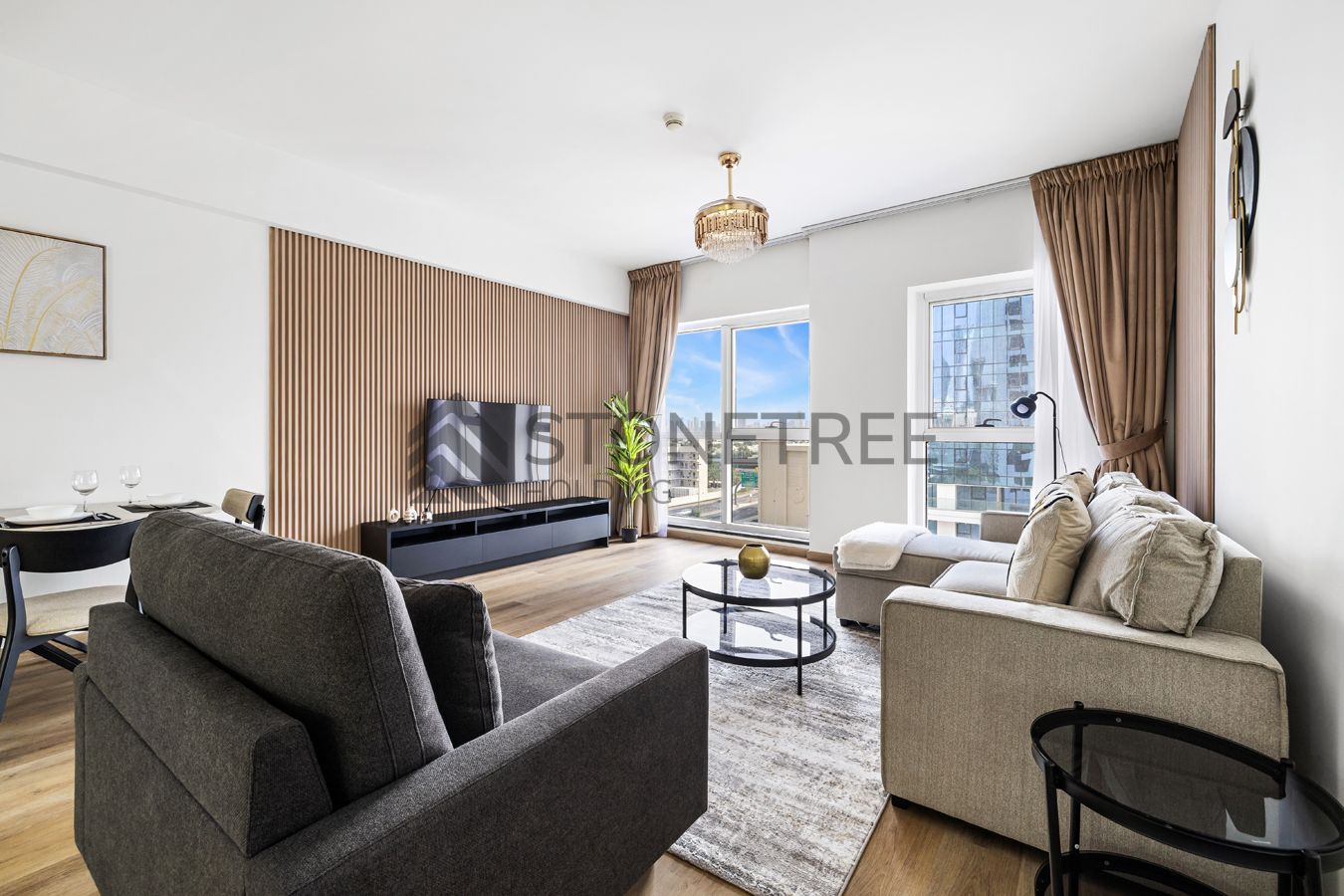 12 CHEQUES | Newly Furnished | Near Metro