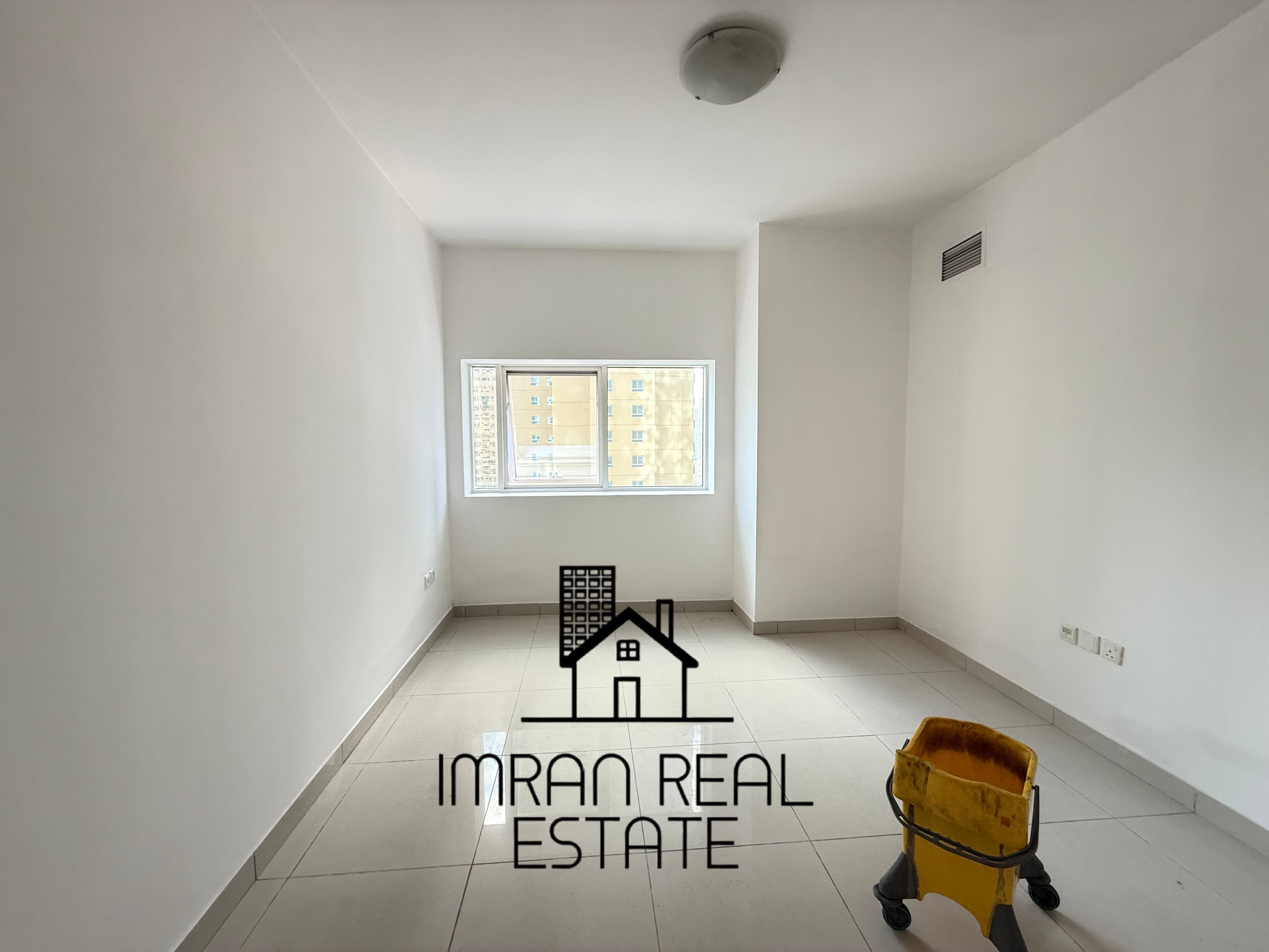 Bright & Spacious 1BHK JMY FREE| Wardrobes | Well-Maintained Family Building