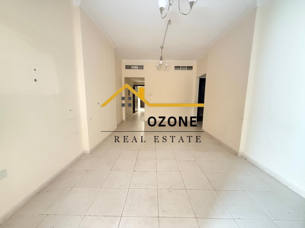 Spacious Bright 1BHK With Balcony Near Zahia City Centre