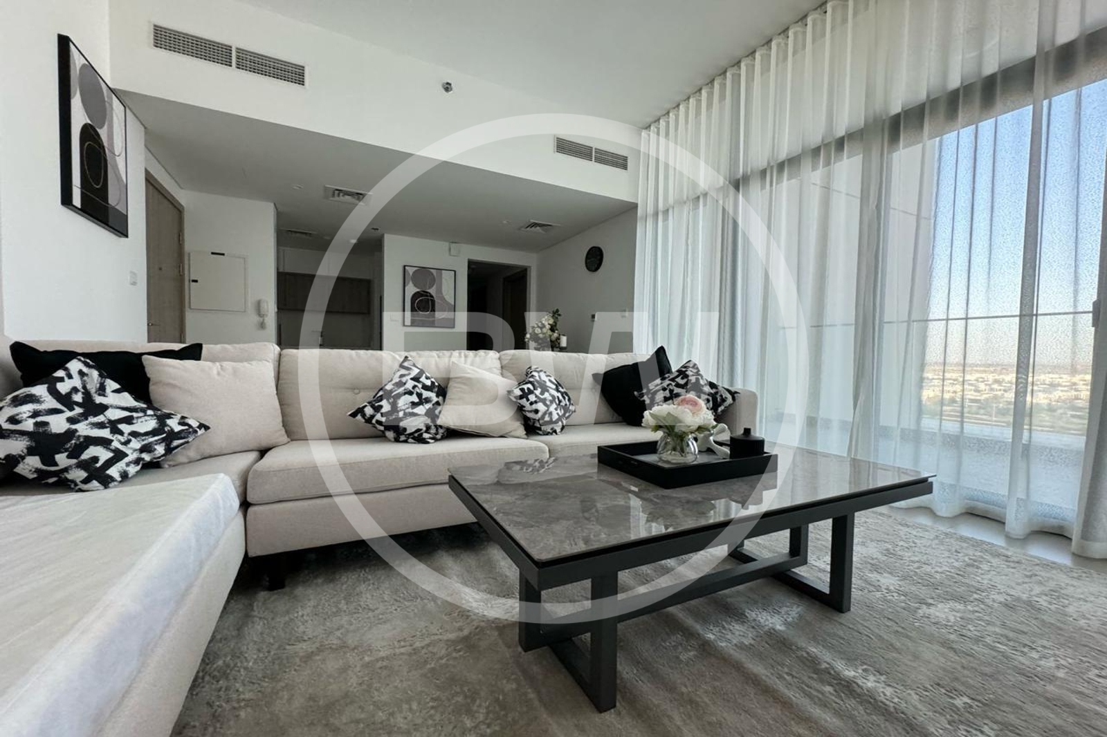 FULLY FURNISHED | MODERN | POOL VIEW