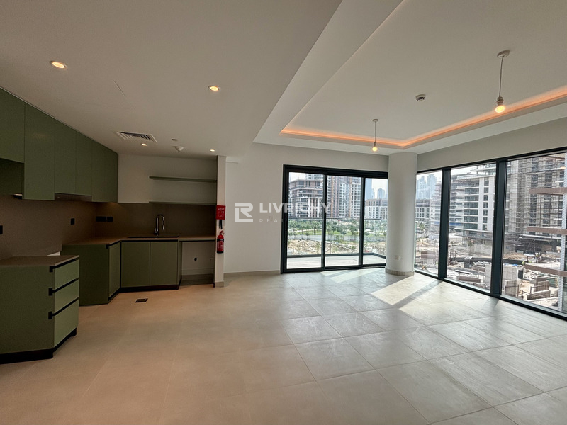 Park n Burj View | Biggest Layout | Kitchen Island