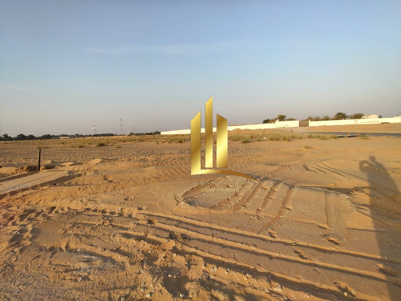 Commercial land for sale in Sharjah, Al Zubair Al Rahmaniyah, Public Street 54, freehold ownership for Arabs