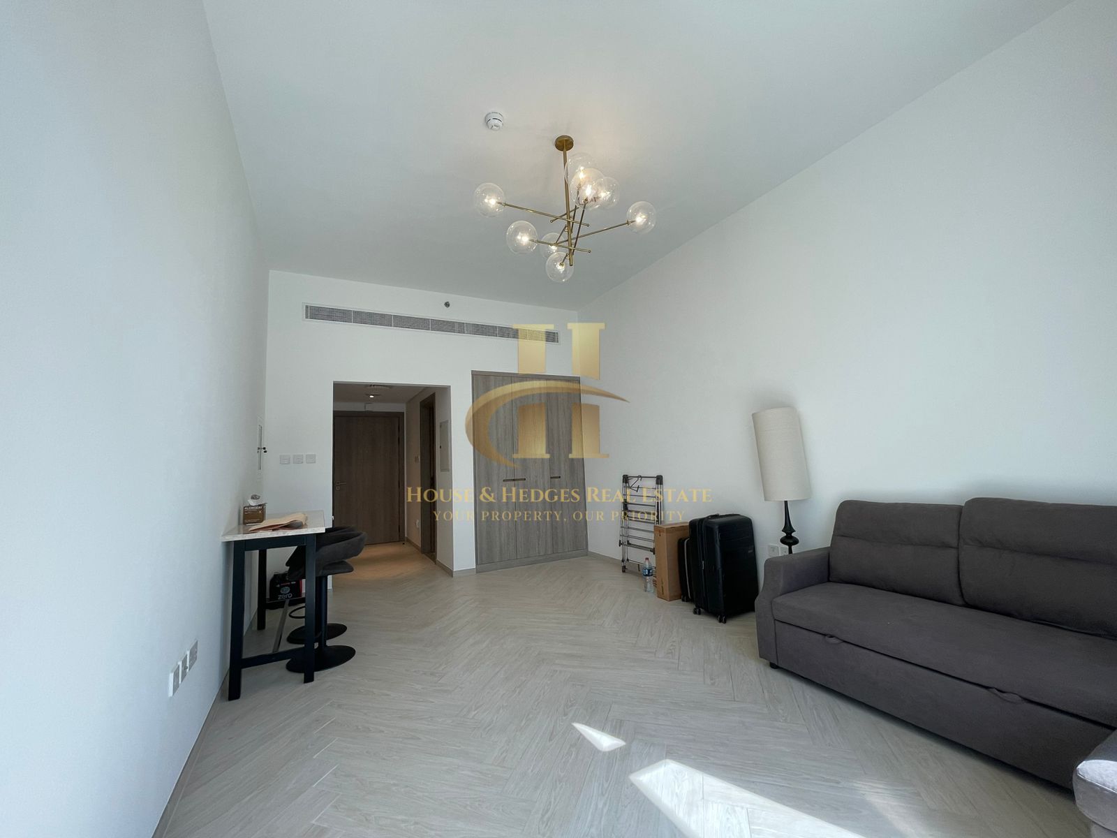 High End Finishing | Unfurnished | Ready to Move