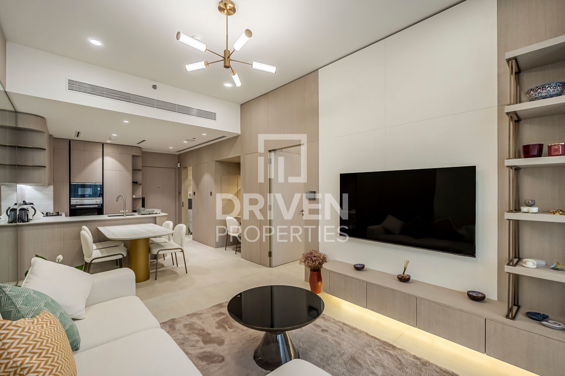 Ready to Move in | Fully Furnished | Middle Floor