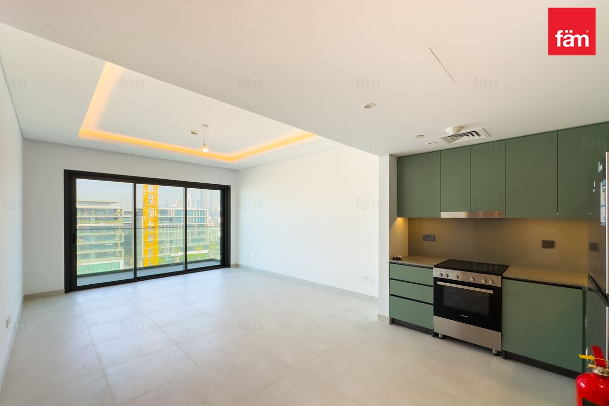 HighFloor | Vacant | Appliences Included