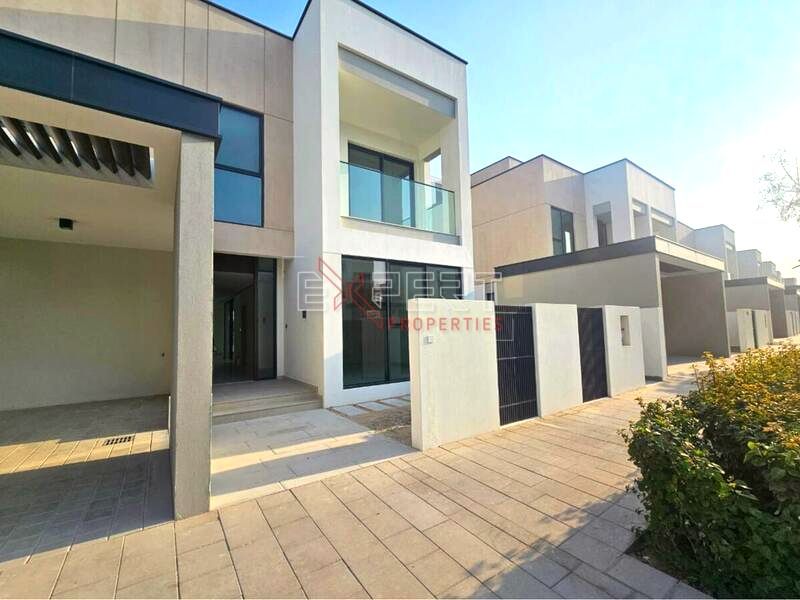Spacious Family Villa | Modern Finishes | Park & Community Views