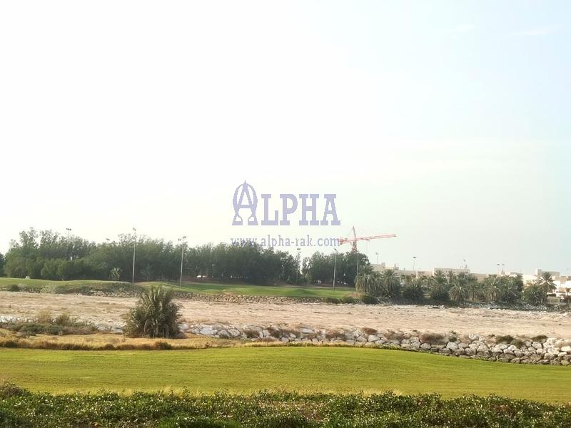 Golf view| Big balcony Semi furnished