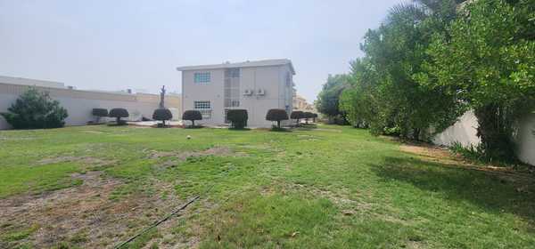 ***Lavish 6 Bedrooms Villa FOR SALE in Al Darari***