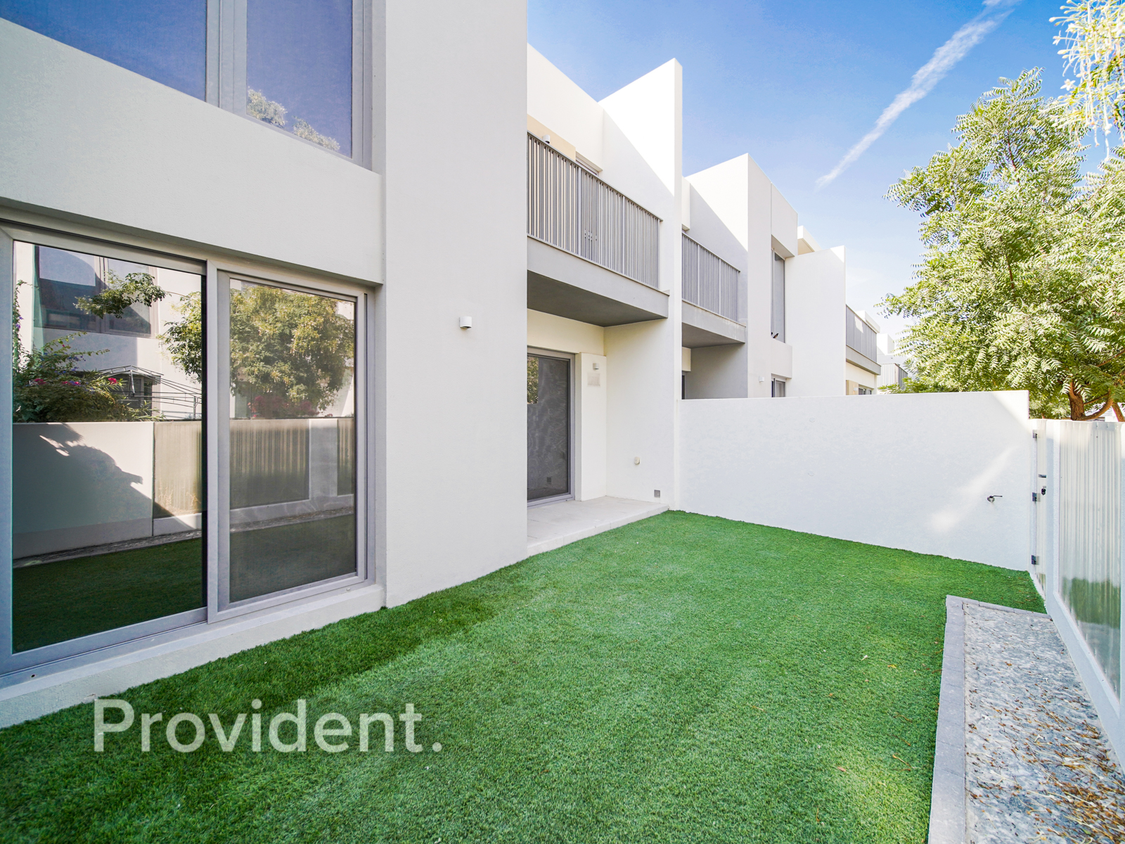 Vacant | Single Row | View Now | Bright Layout