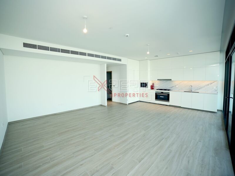 3 BHK Apartment | Balcony & City Views | Perfect for Families