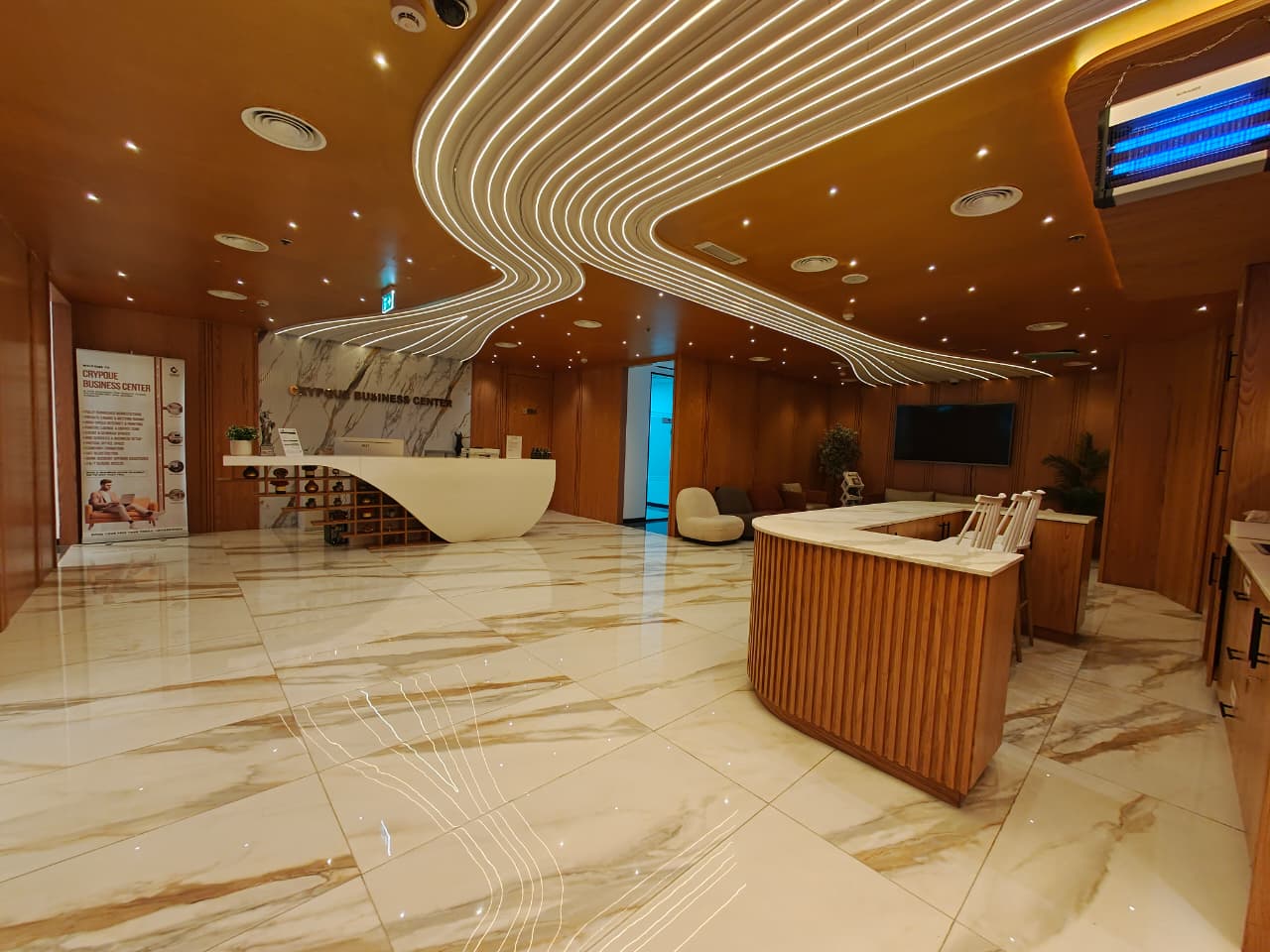 Office Spaces for Rent I FULLY FURNISHED I LUXURY – Court Tower, Business Bay