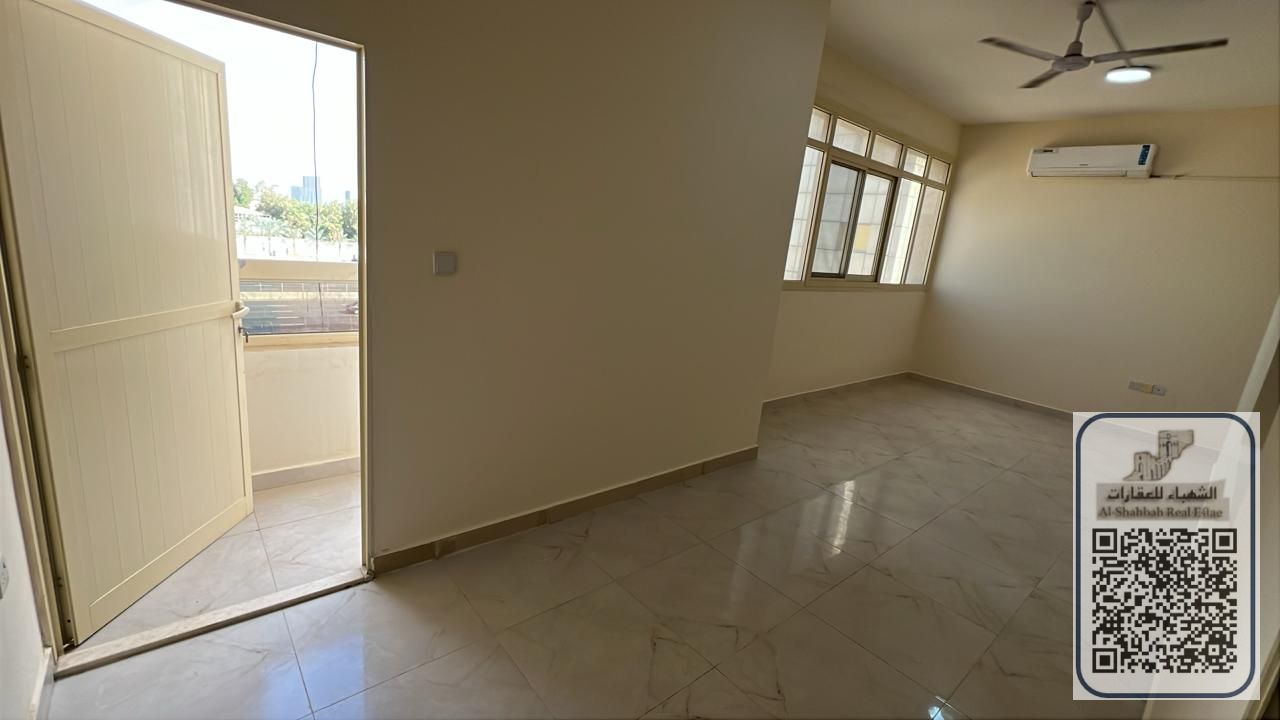 Annual studio in Rawda 1 with balcony, fully separate kitchen, and 2 bathrooms.