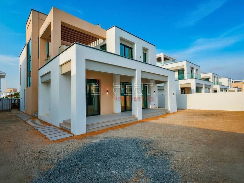 Private Community | High-End Finishing | Ideal Location