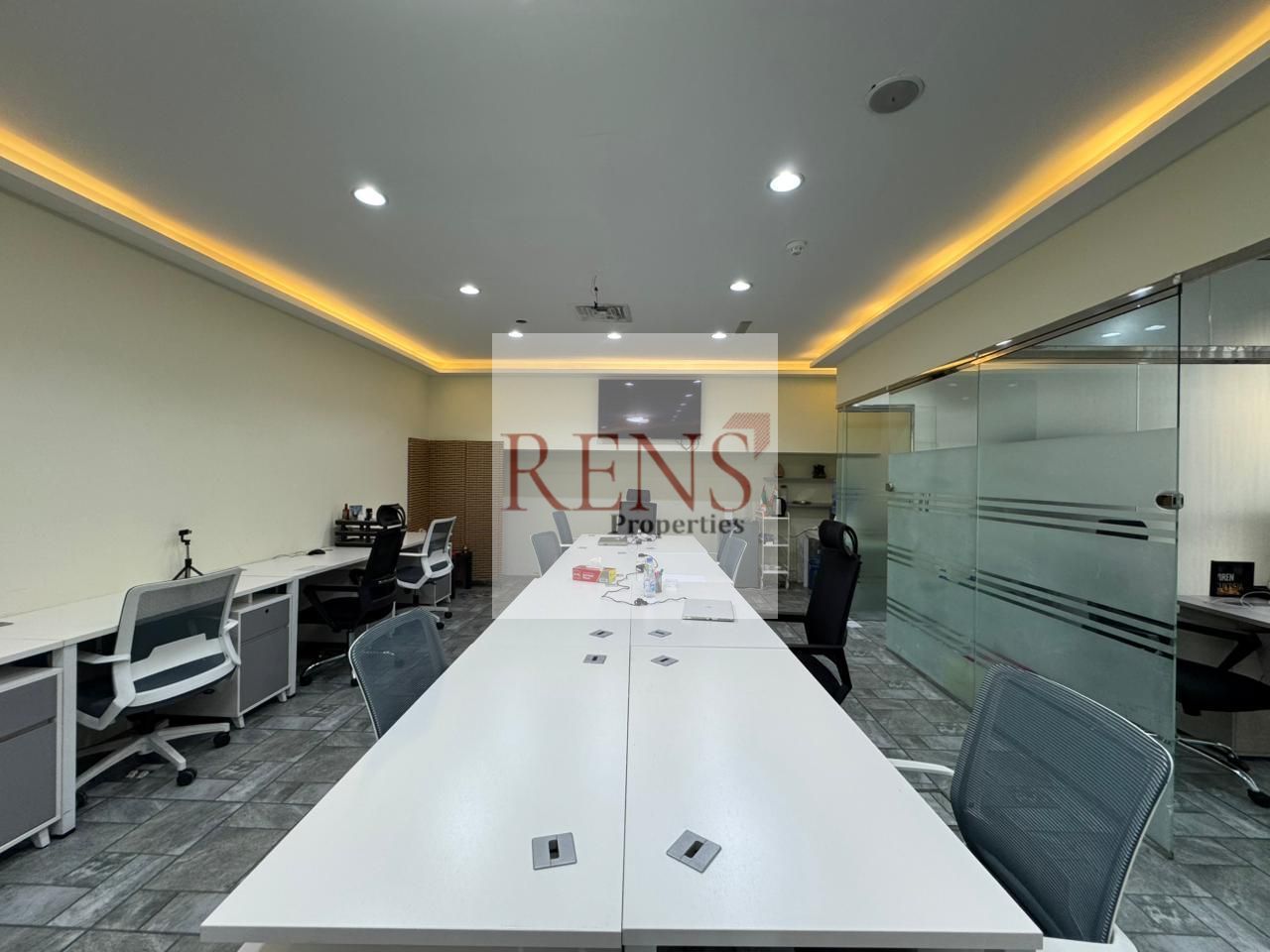 FULLY FURNISHED | PRIME BUSINESS ADDRESS | NEAR METRO