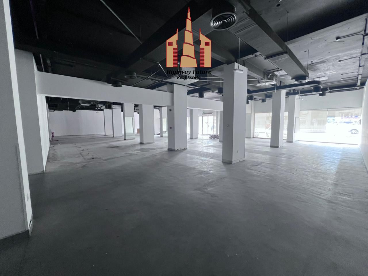 Massive 7,000 Sq. ft Showroom | Perfect for Big Brands & Showrooms
