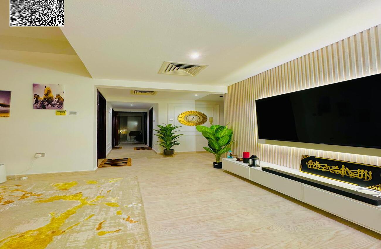 TwobedroomsandalivingroomwithparkingandwobathroomsGardenCityTowers