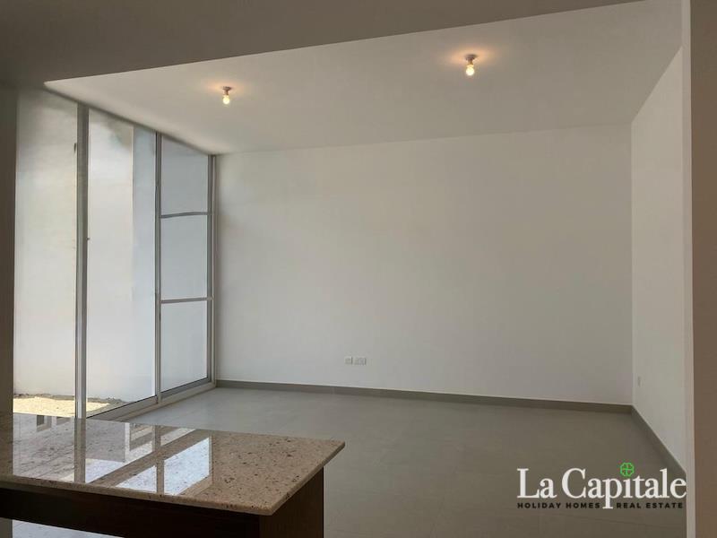 SINGLE ROW | CLOSED KITCHEN | 2 BEDROOM+MAID