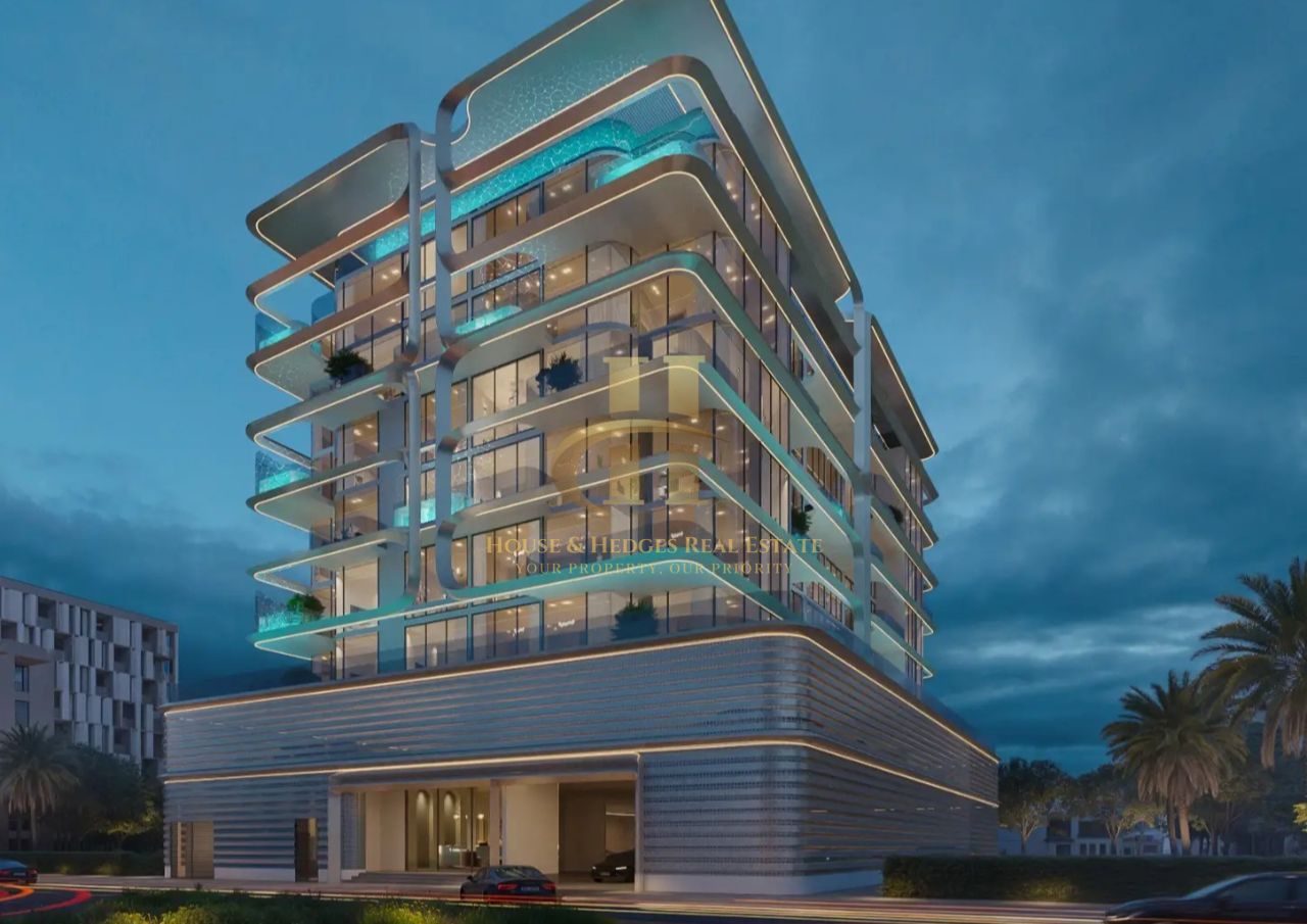 Waterfront Island Views | Smart ROI Play