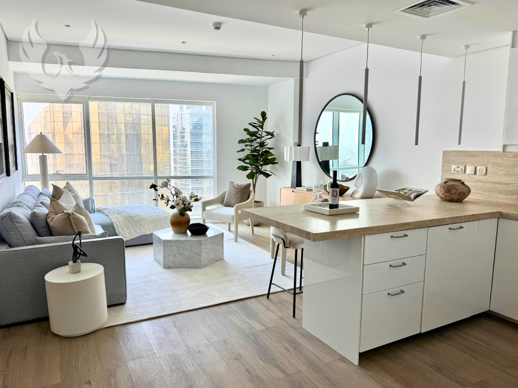 Fully Upgraded | Lake and sunset view | High Floor