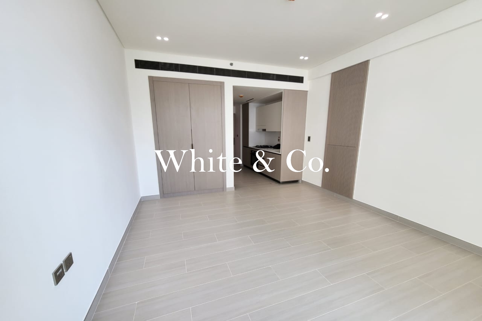 Brand New Studio | Top Spec | Vacant Now
