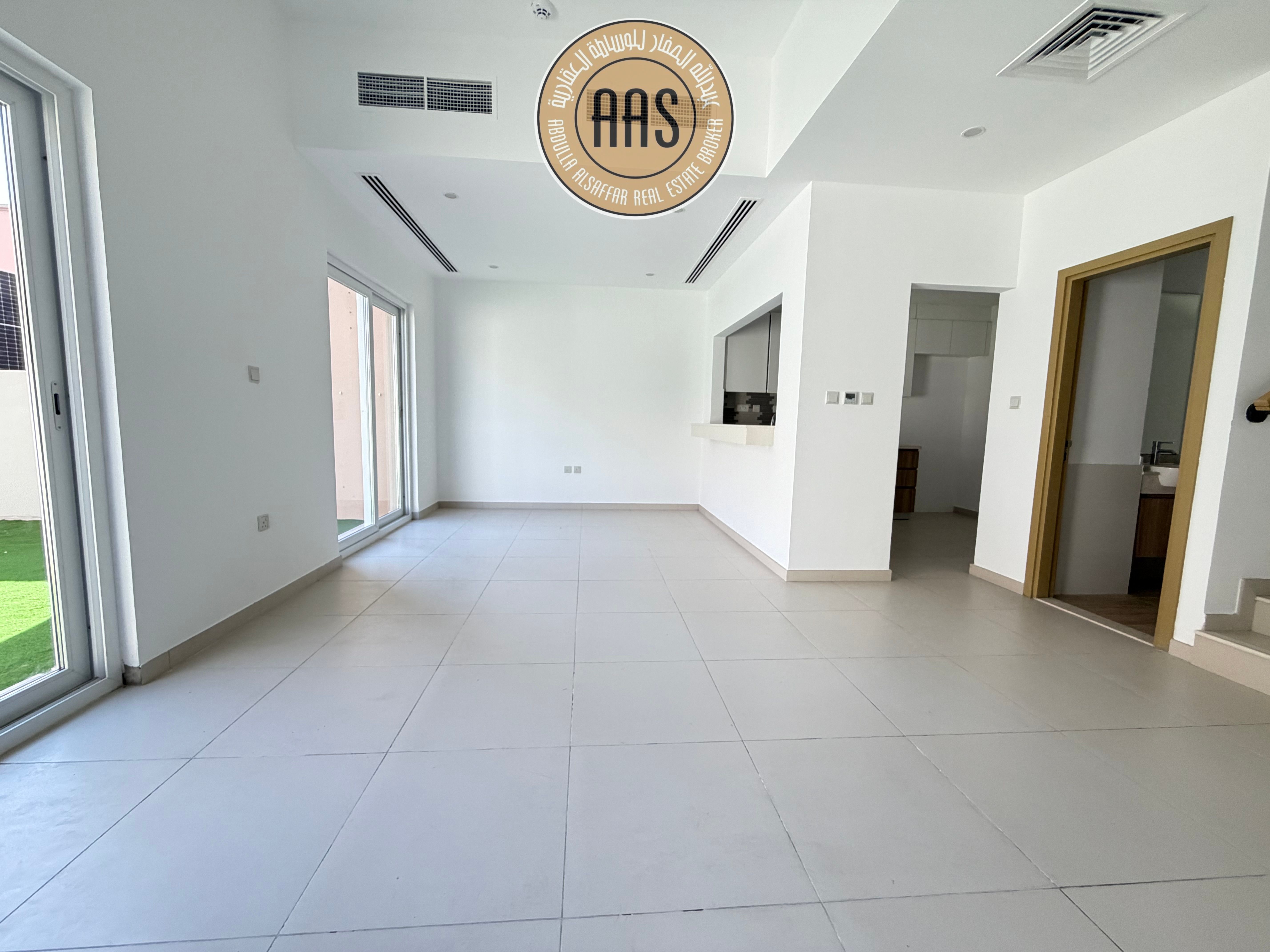 4 Cheque Payment 3BR Townhouse Villa For Rent in Amaranta Villanova