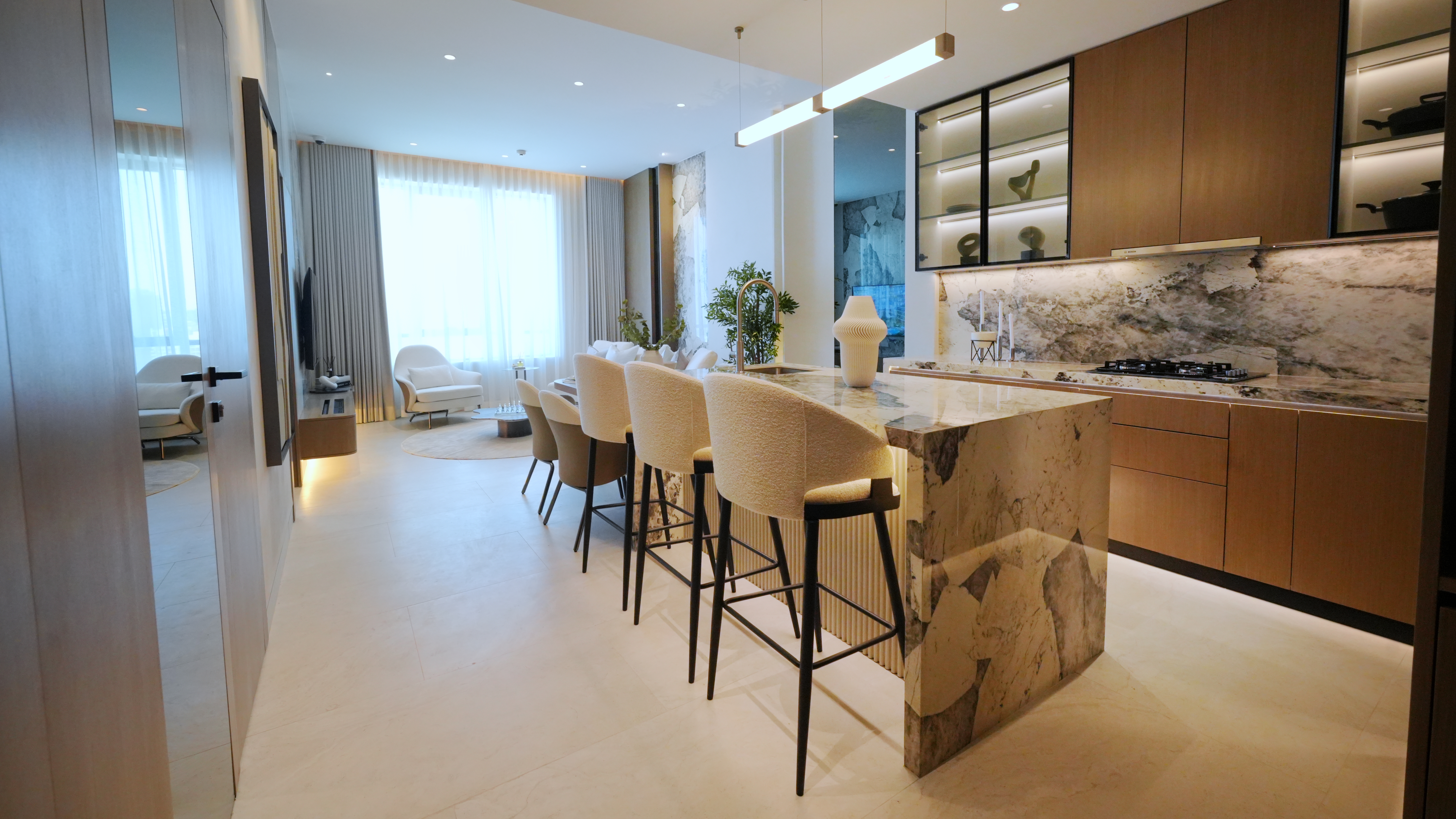 A GRAND STANDARD OF LIVING -EXECUTIVE STUDIO WITH PAYMENT PLAN - WORLD CLASS AMENITIES - BOOK TODAY !