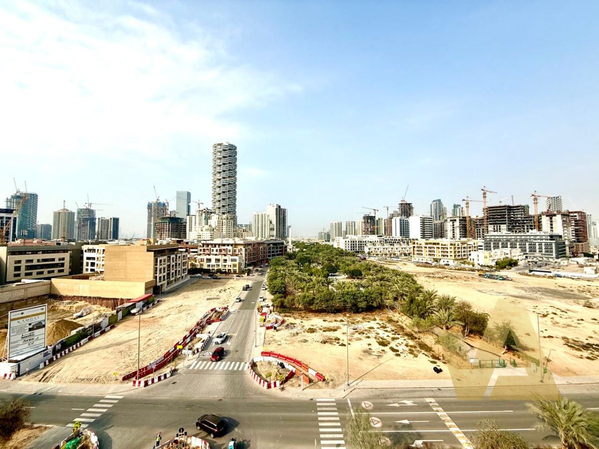 Brand New | Vacant | Prime Location | Road View