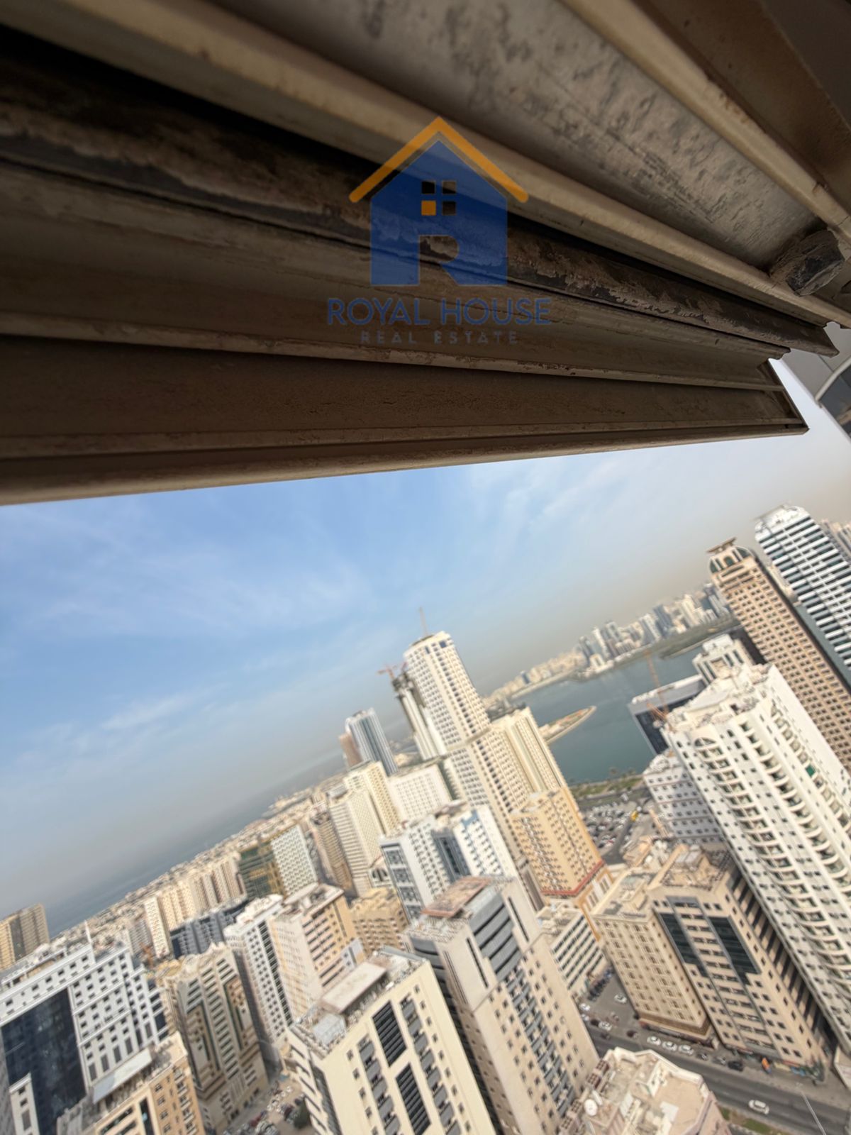 Serene 1 BR Apartment in Al Khan Corniche with Pool View