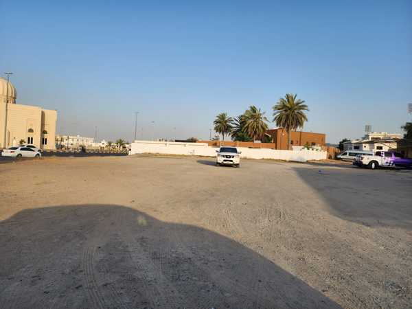 ***AMAZING DEAL- Commercial Plot for Sale in Al Qadisiya Area***