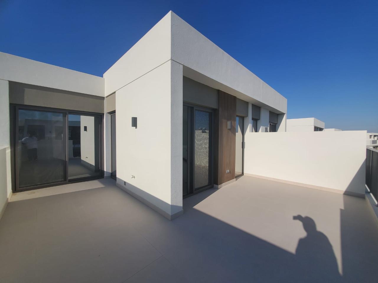 RENT VILA 5 BHK ,AURA 3 , TILAL AL GHAF
