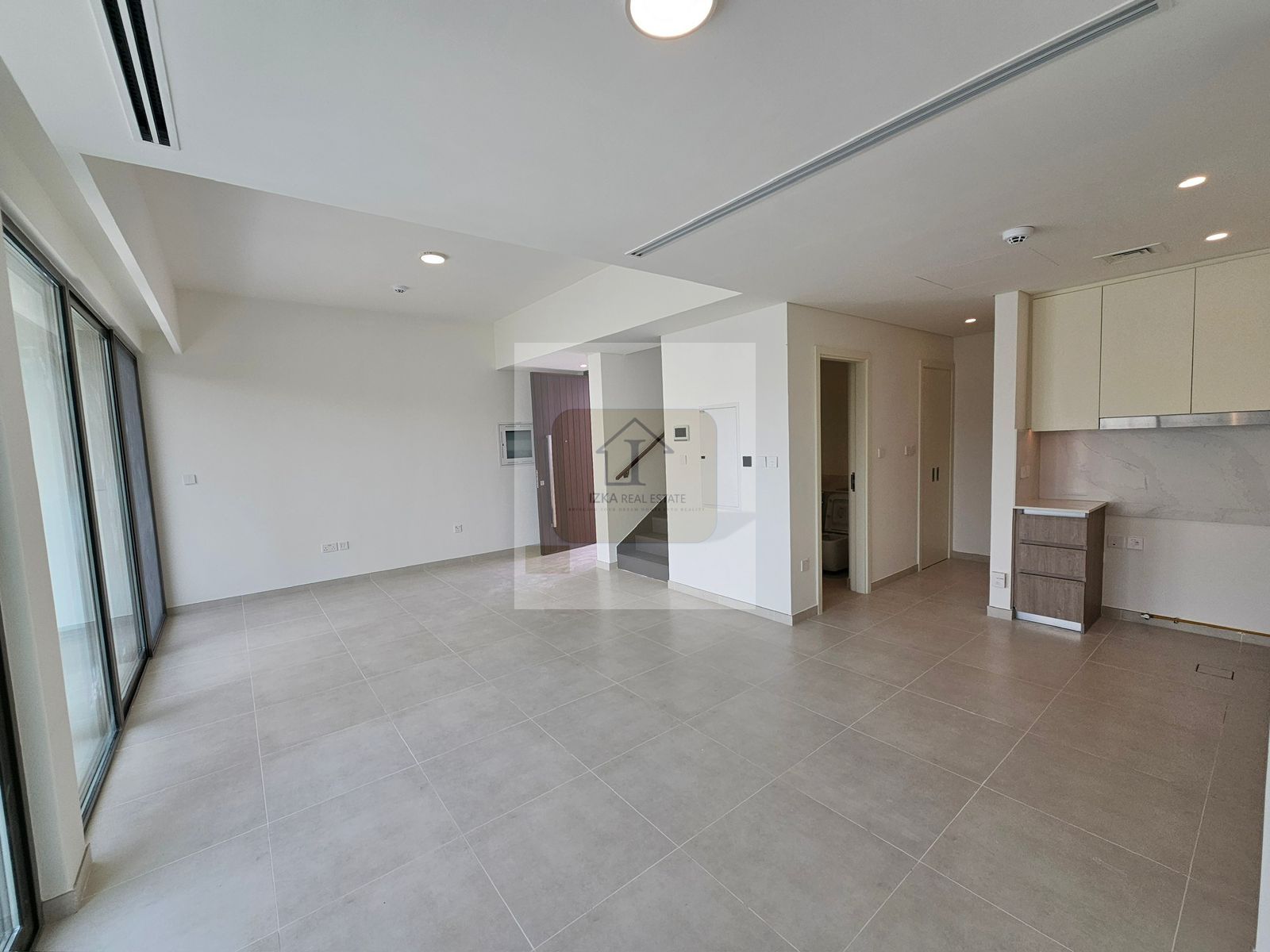 Vacant | Close To Pool And Park | Move In