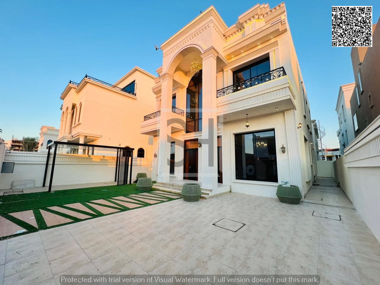 Villa for sale, including electricity, water, and air conditioning.