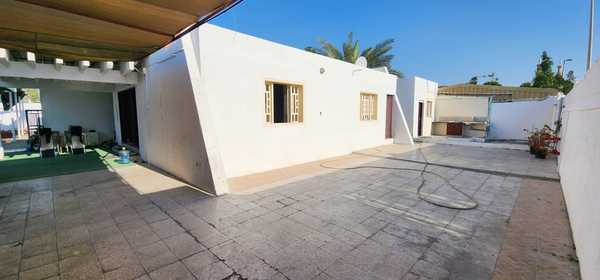 ***HOT DEAL - Huge 5Bhk Single Storey Villa for Sale in Al Jazzat***