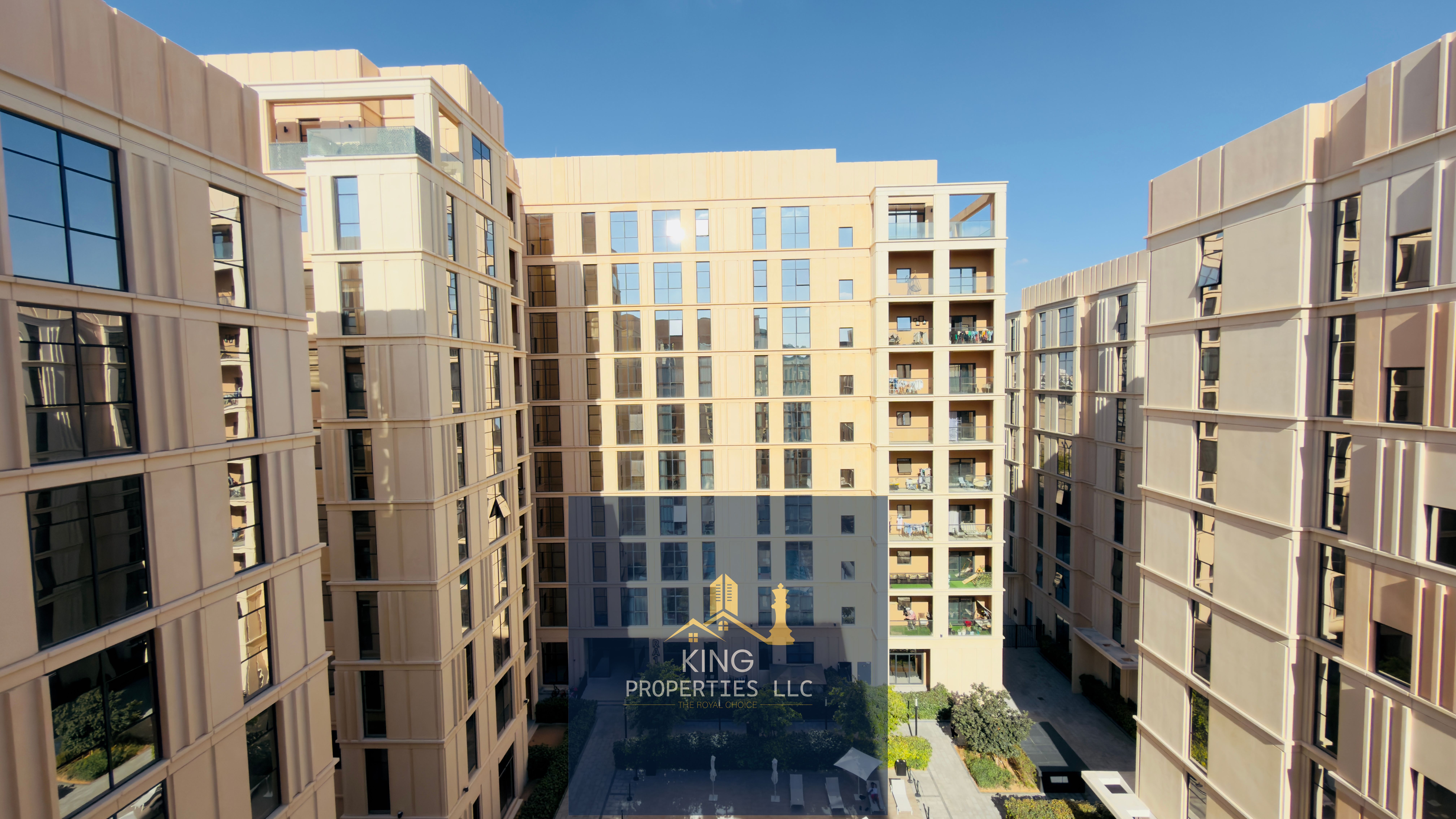 Spacious 1 Bedroom Apartment with Private Balcony | Walkable Community | High ROI