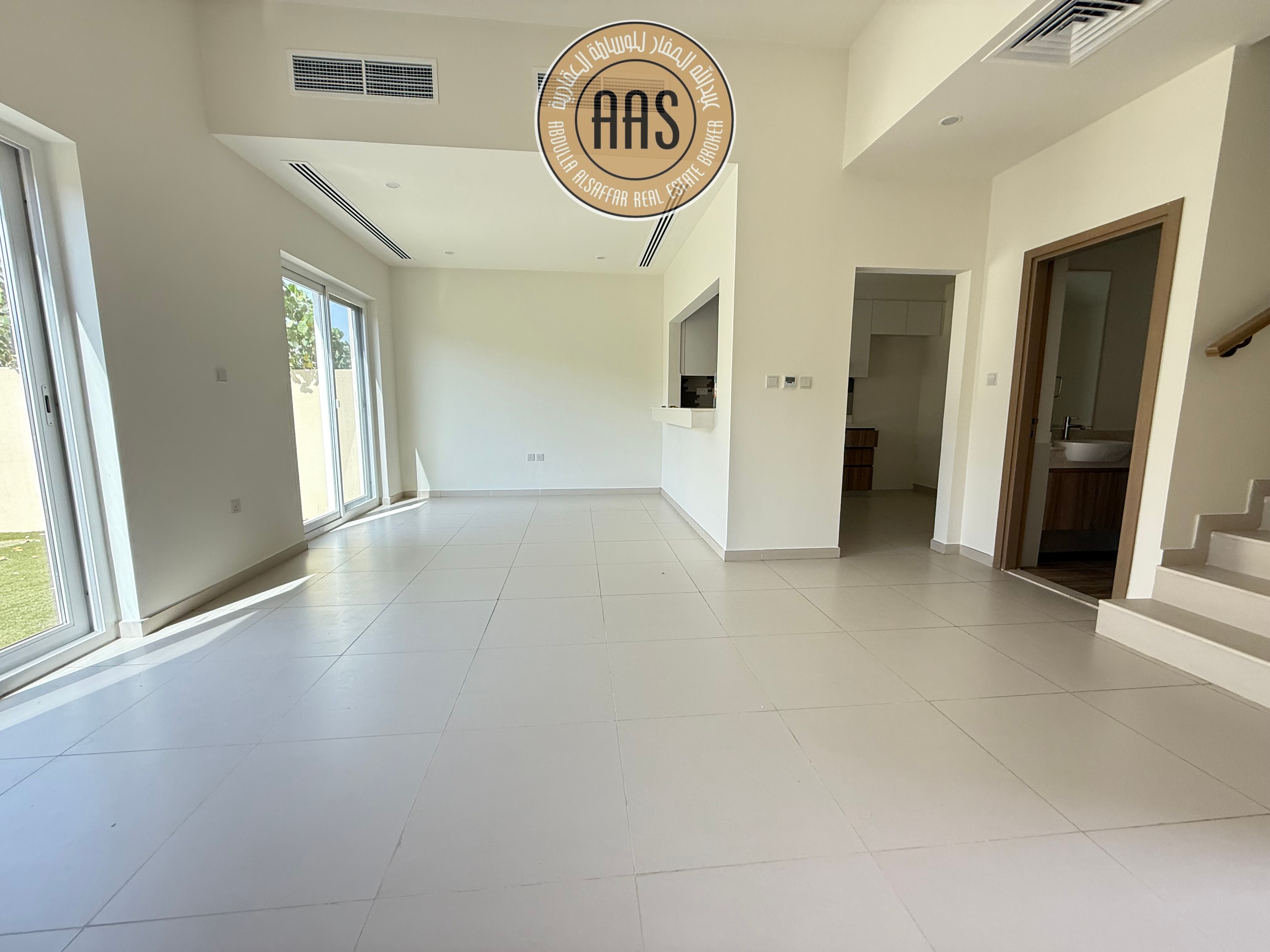 Single Row 2Bedroom Townhouse Villa For Rent in Villanova