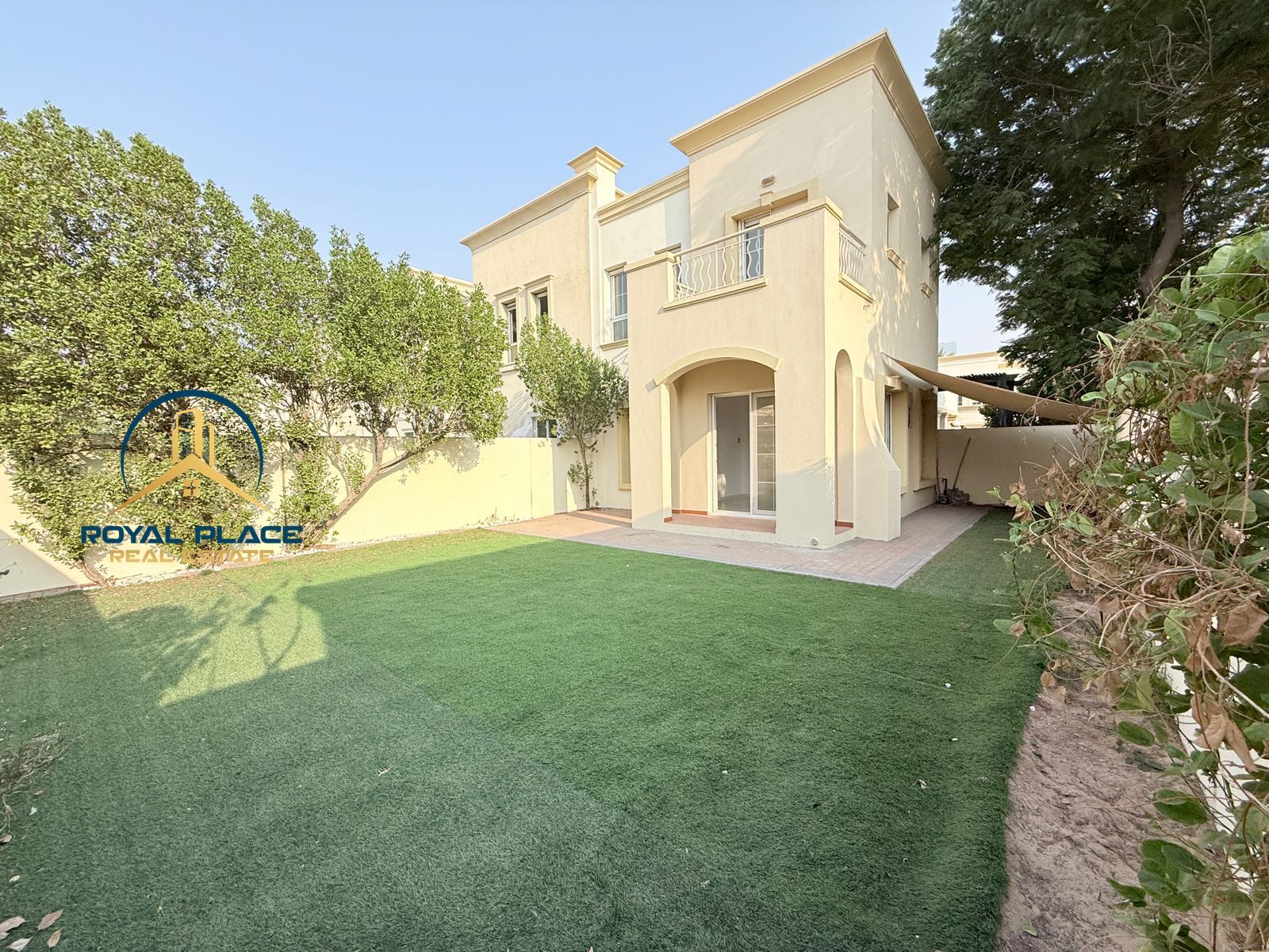 SPACIOUS | VACANT | WELL MAINTAIN | SINGLE ROW