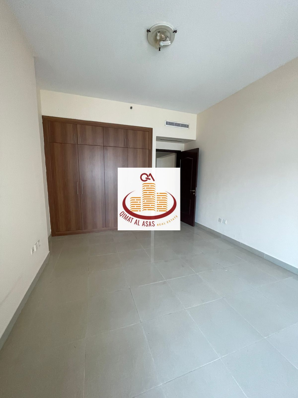 Room and hall for annual rent - - Al Qasba area.