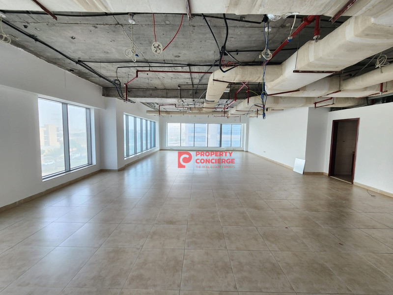 Road Facing View Chiller Free Premium Office Space