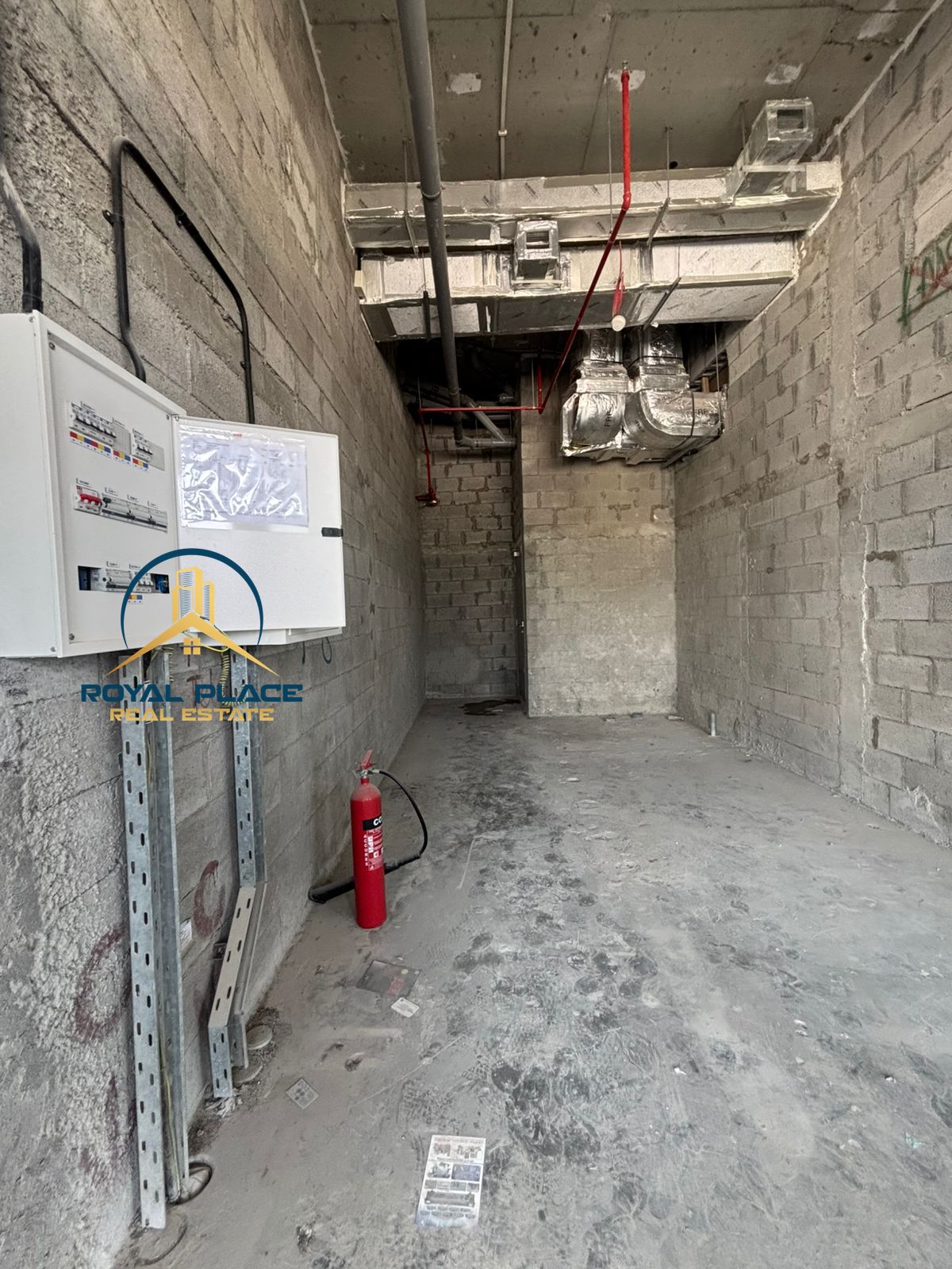 MINI BUSINESS | LAGOON VIEW | CHILLER FREE | VACANT